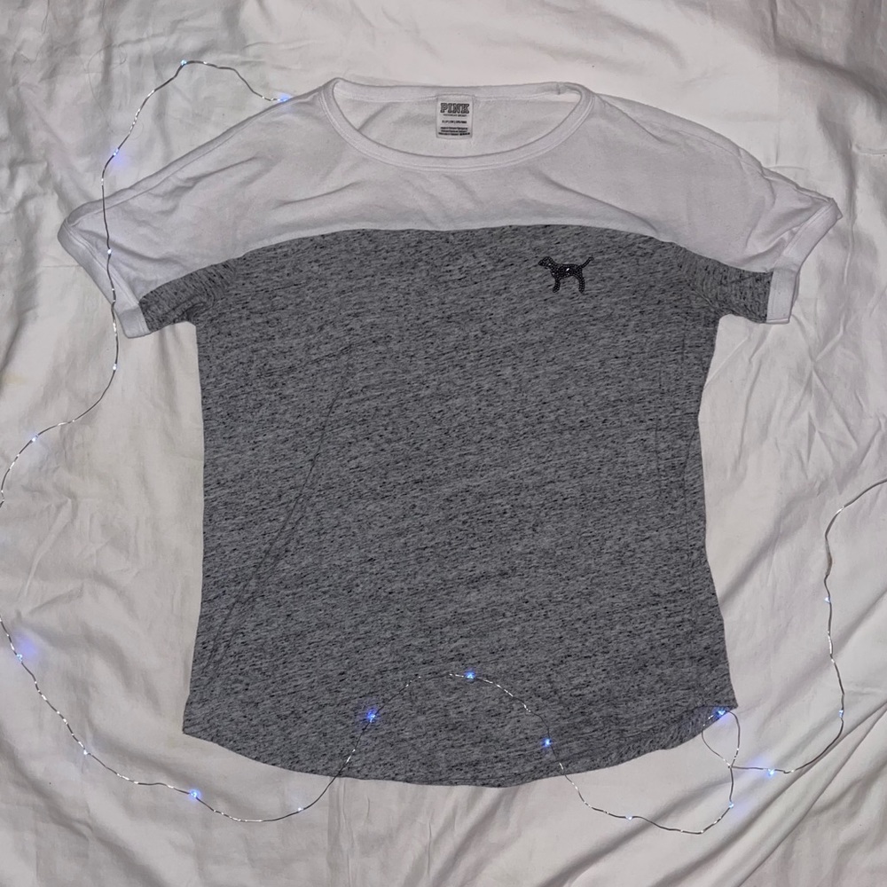 Victoria’s Secret Pink t-shirt